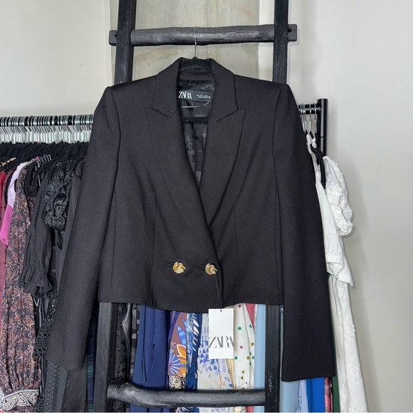 Zara Cropped Black Double-Breasted Blazer with Gold Buttons - Picture 5 of 10